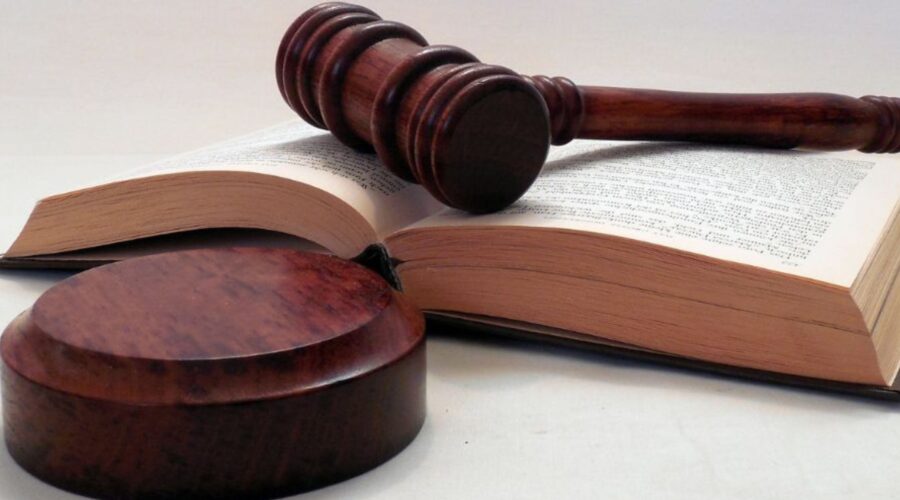 Av Burhan Doğuş Ayparlar